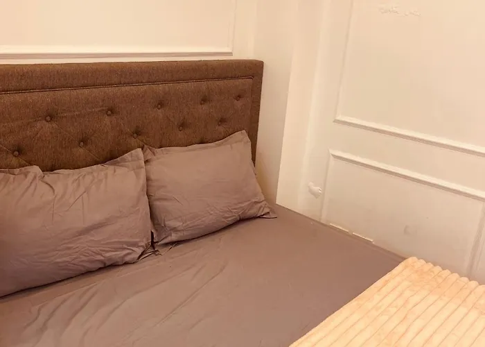 The Cozy Nook By Amf *
